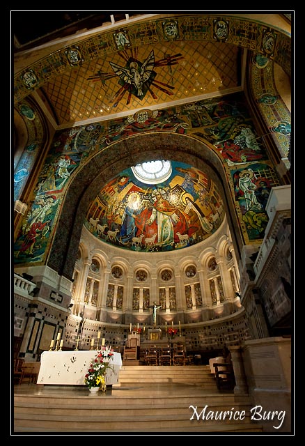 Lisieux, la Basilique Sainte Thérèse.