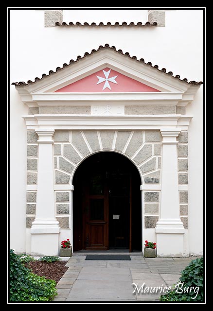 L’église de la Vierge Marie-sous-la-Chaîne