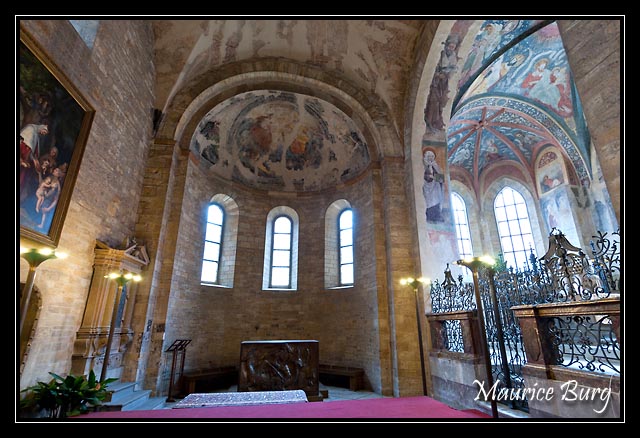 Basilique Saint Georges, Château Royal