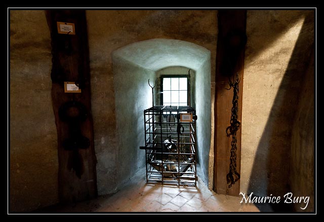 La ruelle d'or, Château Royal